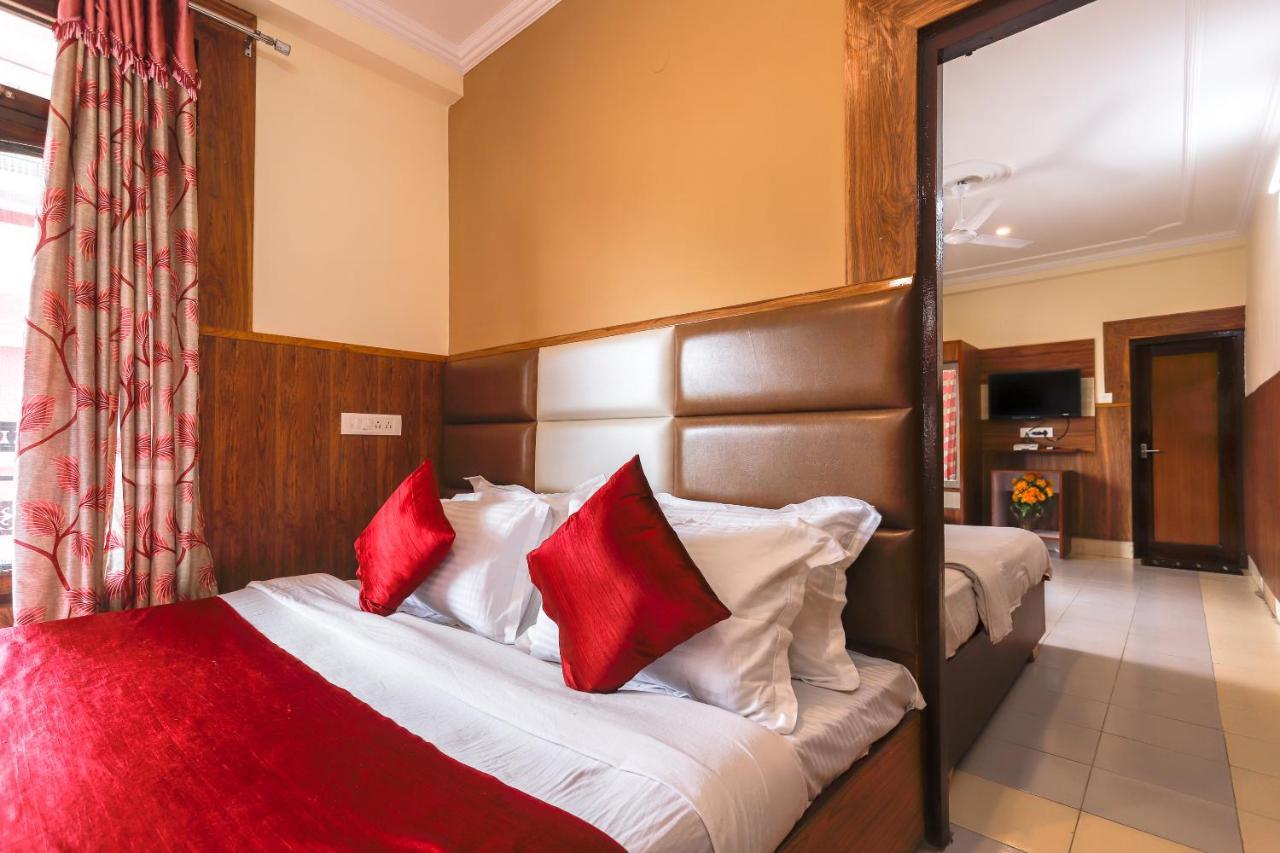 Hotel Varuni Mcleodganj Dharamshala Eksteriør billede
