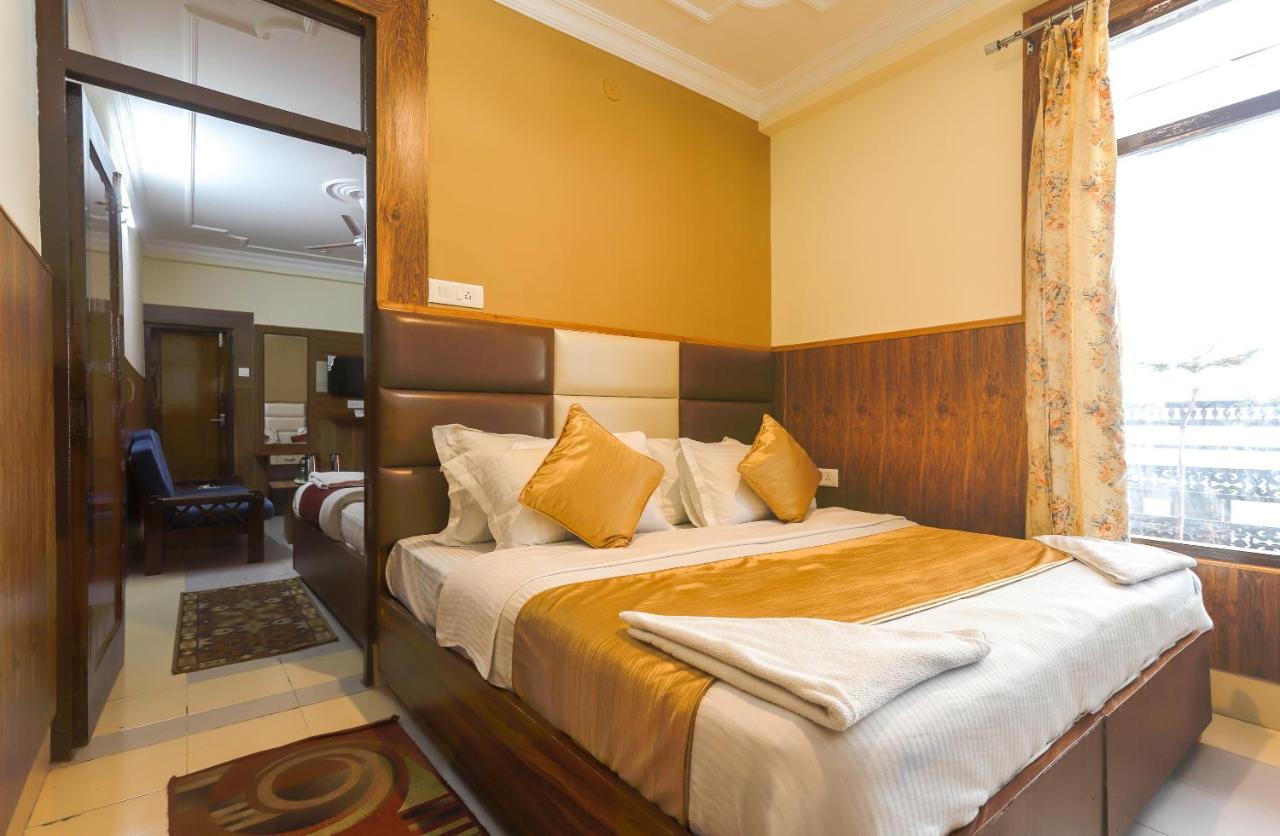 Hotel Varuni Mcleodganj Dharamshala Eksteriør billede