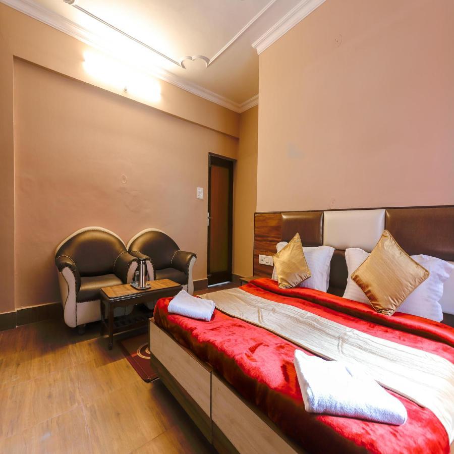 Hotel Varuni Mcleodganj Dharamshala Eksteriør billede